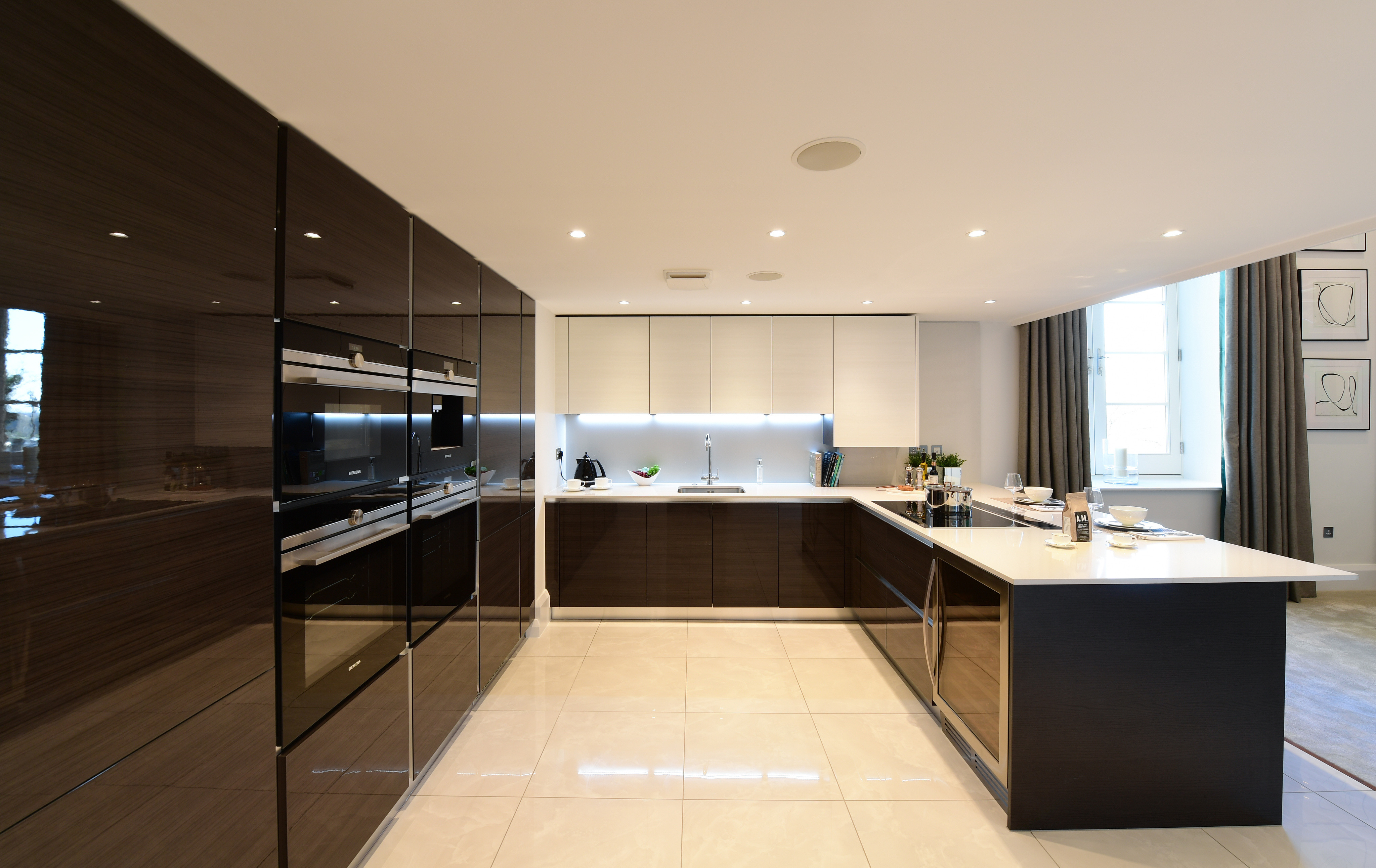 AtlasConcorde Private Flat UK 001